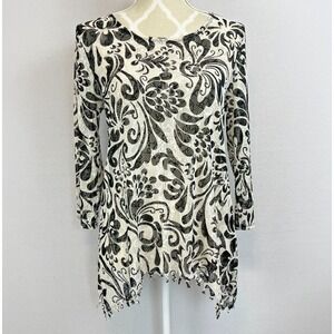 CHICO'S‎ Travelers Blouse Womens Size 1 Medium Curved Fringe Hem Black Floral